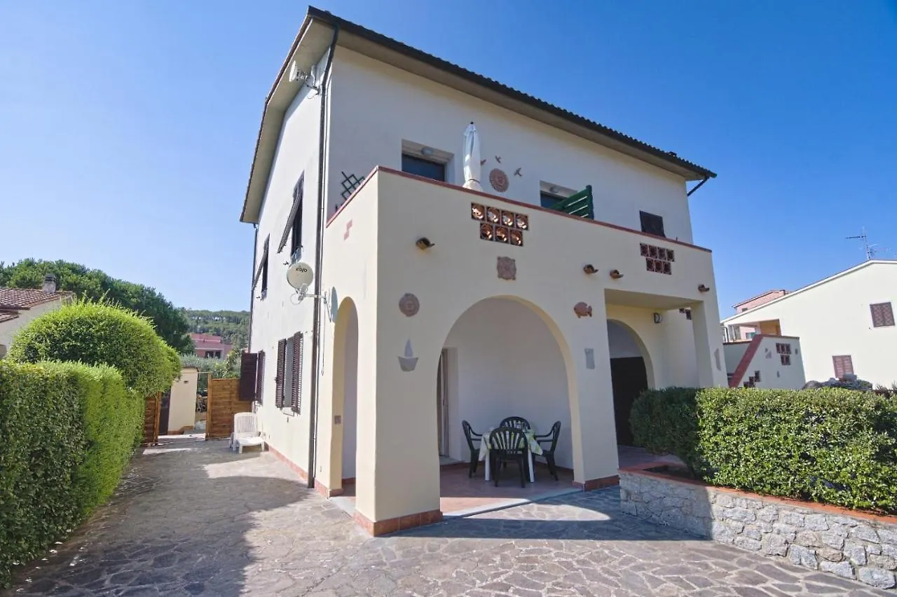 Aethalia - A 300Mt Dal Mare Lejlighed Marina di Campo